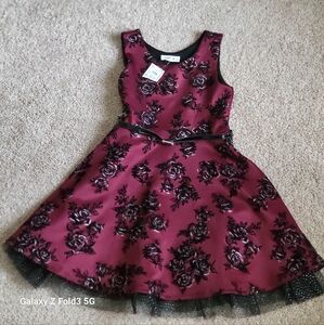 ♥️NWT♥️ BEAUTEES GIRLS Floral Dress - Burgundy and Black